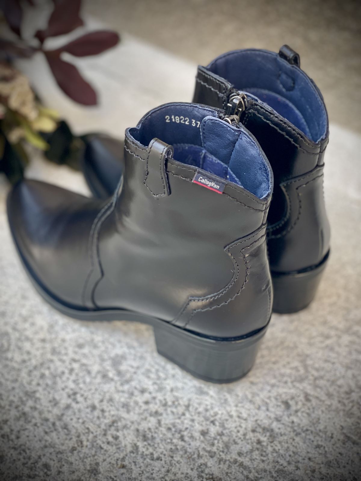 Bota Callaghan 21822 TURIN campera Negra - Imagen 1