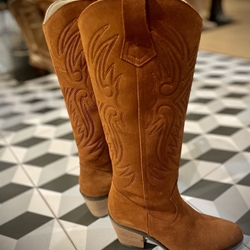 Bota campera caña alta HEE ante color teja. - Imagen 1