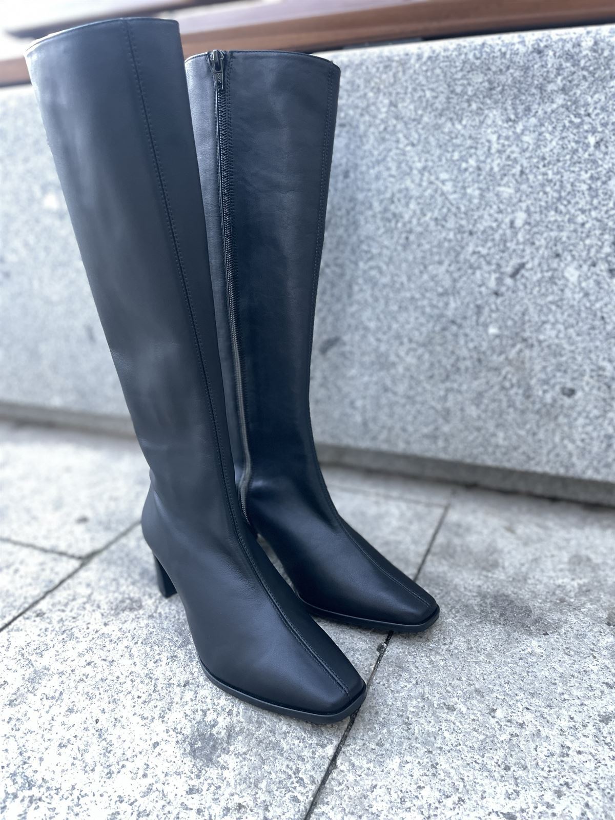 Bota Dibia by Ezzio 57225 caña alta piel negra - Imagen 1