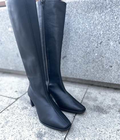 Bota Dibia by Ezzio 57225 caña alta piel negra - Imagen 1