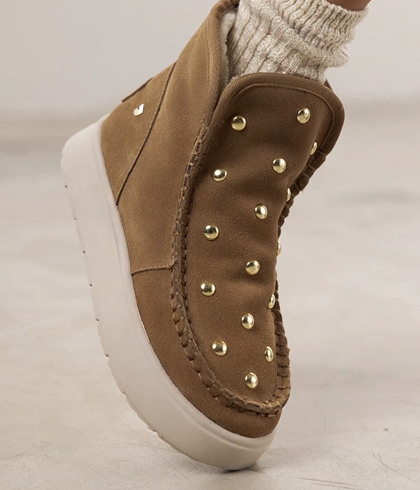 Bota Gioseppo SCHODACK Australianas tachas camel. - Imagen 1