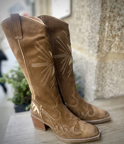 Bota Nemonic Atlanta 2382 Vóley tabaco. - Imagen 2