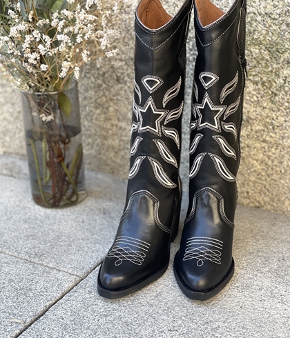 Bota Nemonic campera vivos bordados blanco - Imagen 2