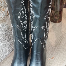 Bota Noa Harmon Cow boy  tachas negra - Imagen 2