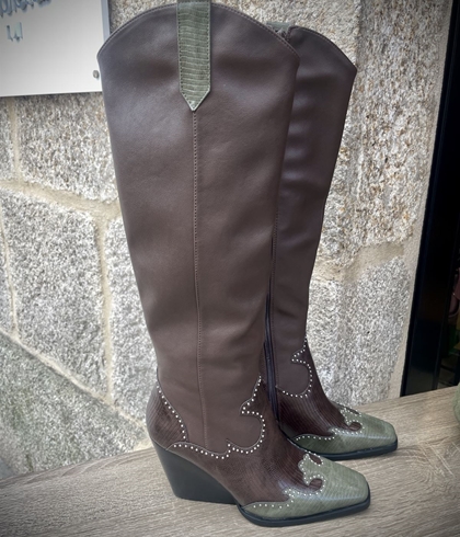 Bota Noa Harmon marrón puntera verde - Imagen 1