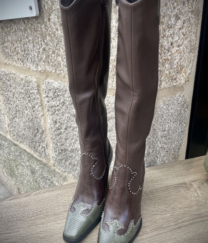 Bota Noa Harmon marrón puntera verde - Imagen 2