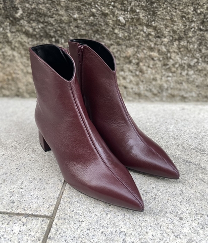 Botin Angari 54137-72 MAGA  tachas burdeos - Imagen 1