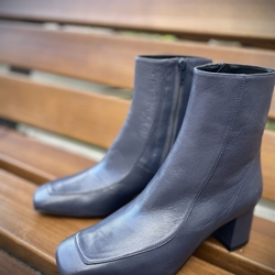 Botin Angari 54400-59 MIRTA azul marino - Imagen 1