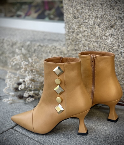 Botín Angari tachas camel - Imagen 1