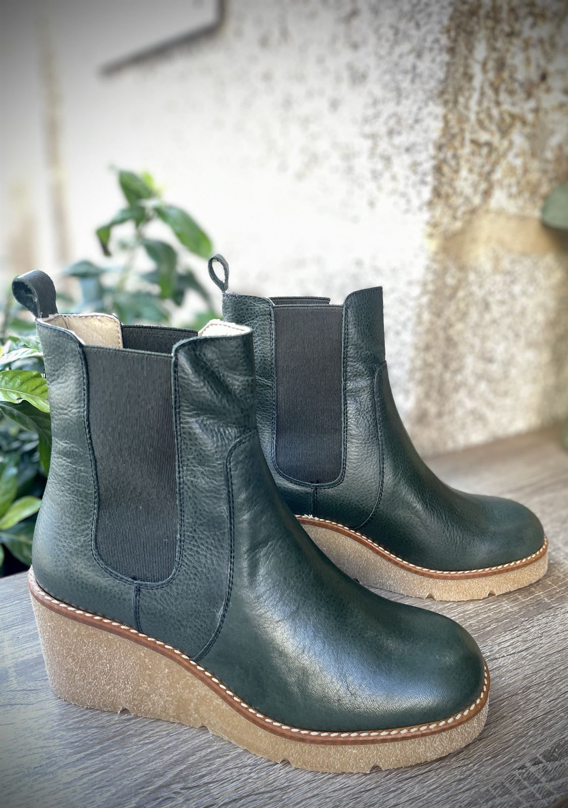 BOTIN CHELSEA con piso tocino VERDE - Imagen 3