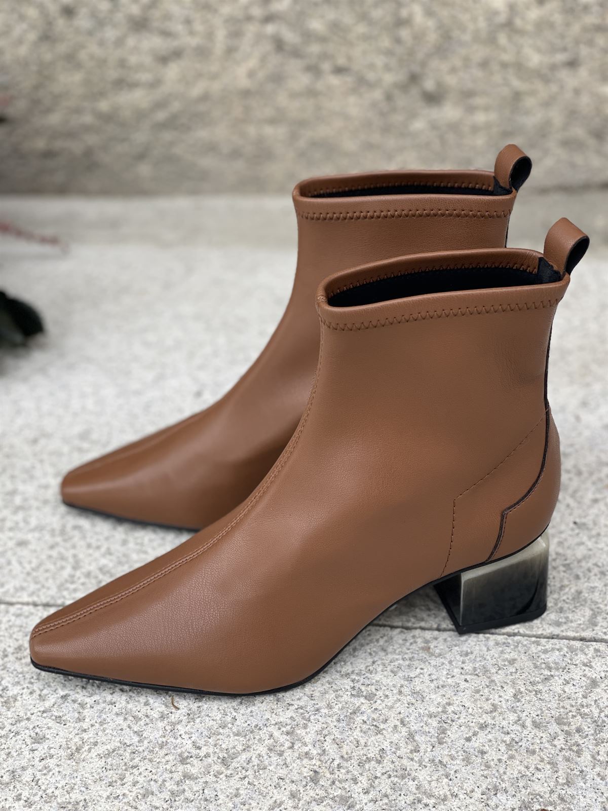 Botín Dibia by Ezzio 55626 elastica camel - Imagen 2