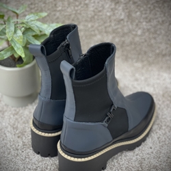 Botín Dibia by Ezzio napa azul marino - Imagen 1