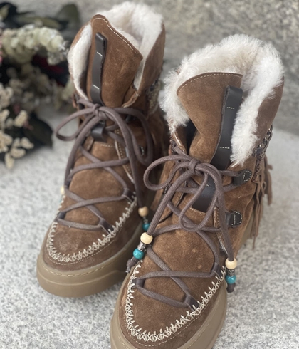 Botín Nemonic 2301 BOHO flecos camel - Imagen 1