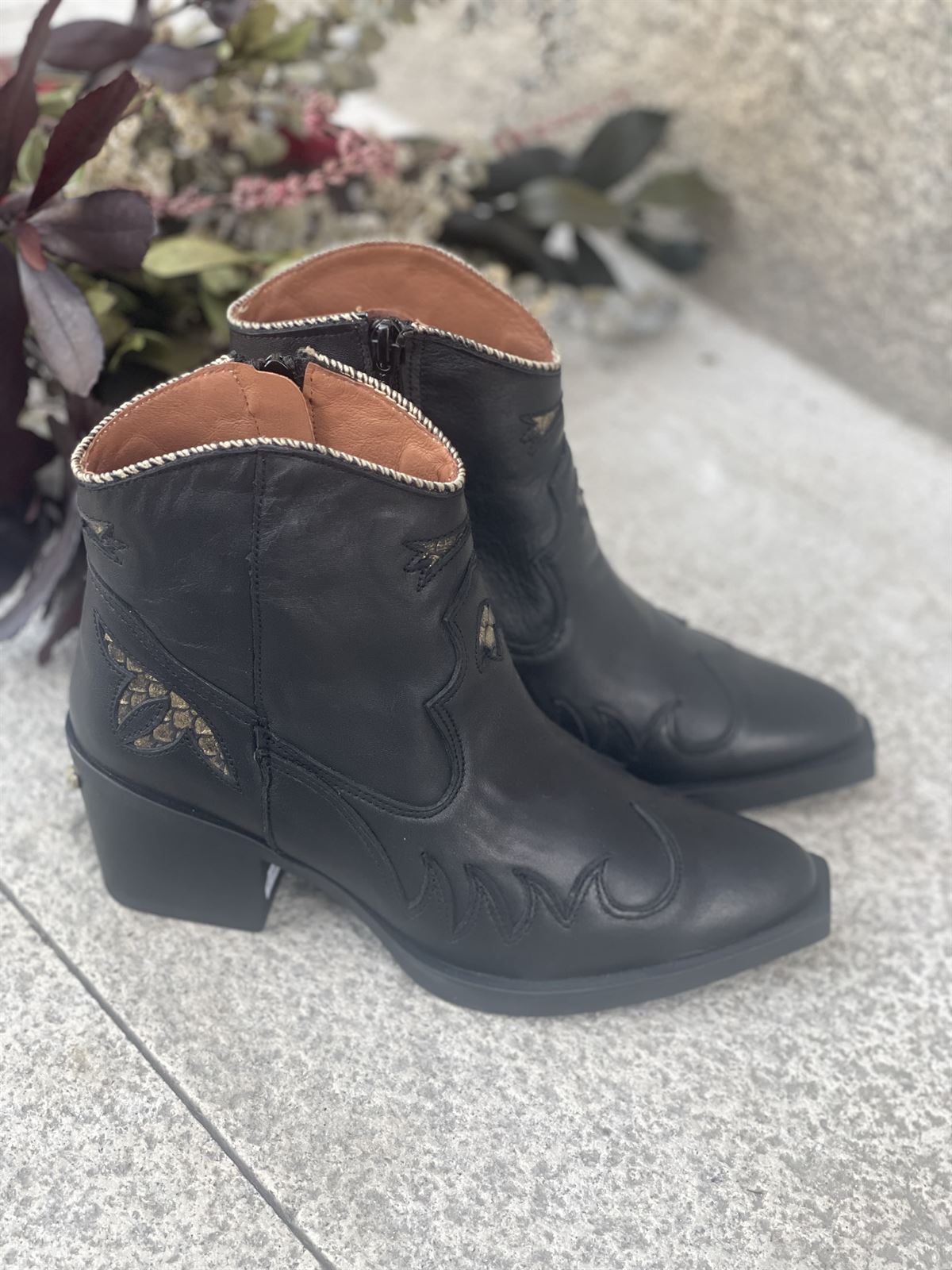 Botin Nemonic Campero 2353 Sauvage negro - Imagen 3