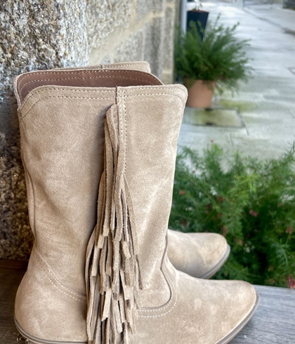 Botin Nemonic Campero 2482 FLECOS Voley baby beige - Imagen 2