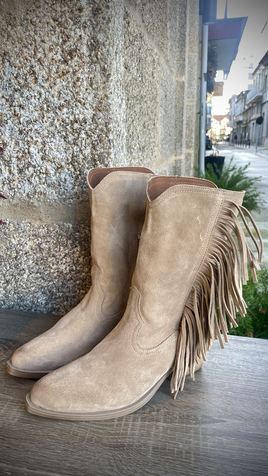 Botin Nemonic Campero 2482 FLECOS Voley baby beige - Imagen 3