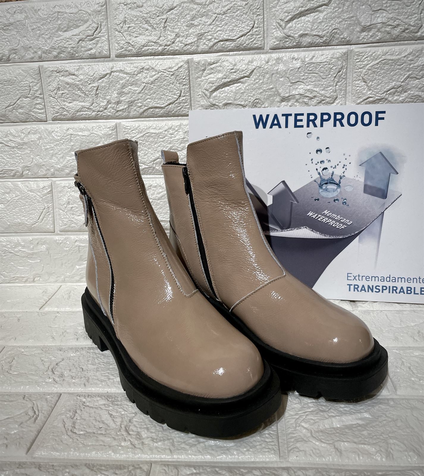 Botin Rizzoli nude charol waterproof - Imagen 4