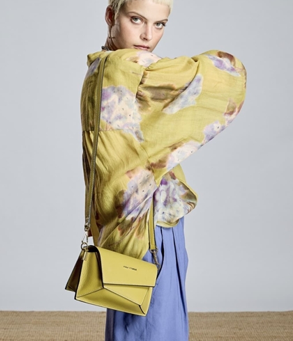 Camisa Alba Conde 2314-426-60 VERDE OLIVA CON ESTAMPADO FLORAL - Imagen 1