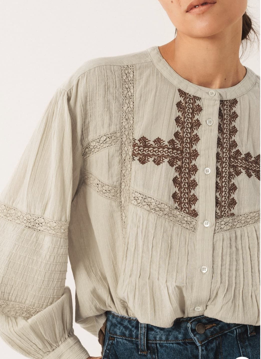 Camisa Indi & Cold bordado etnico KI220  piedra - Imagen 4