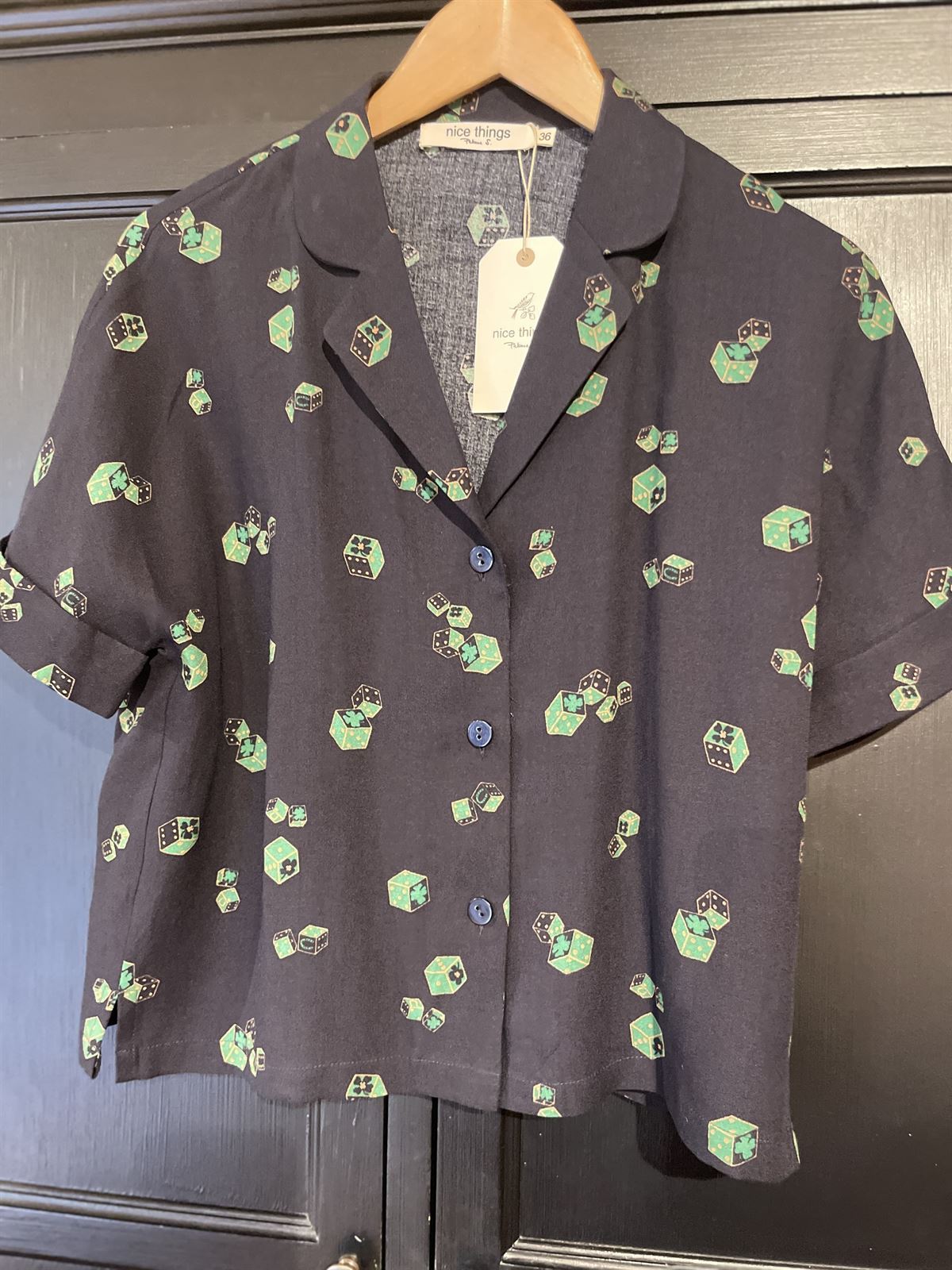 Camisa  Things Dice manga corta game dados azul - Imagen 3