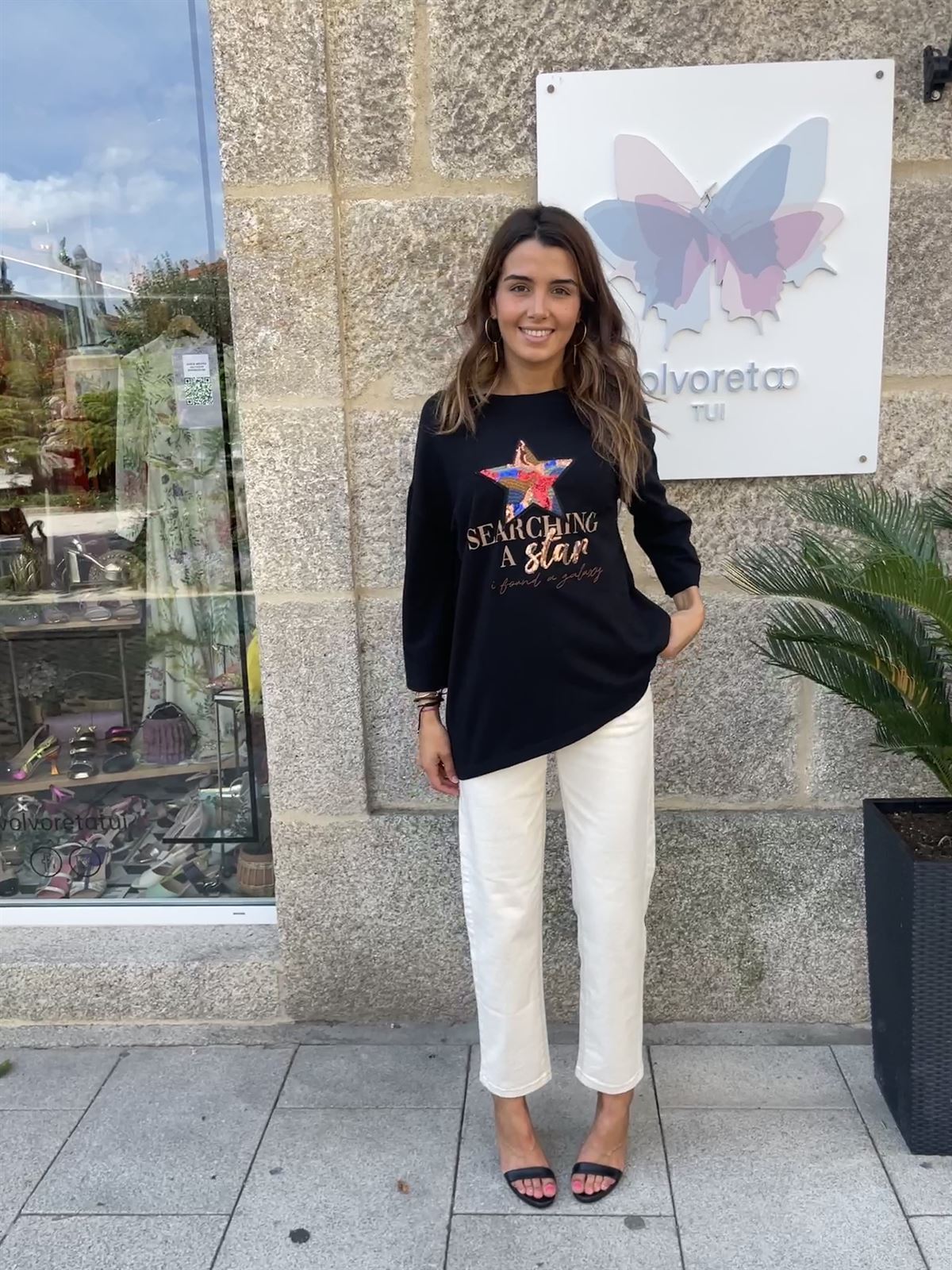 Camiseta Alba Conde estrella negra - Imagen 2