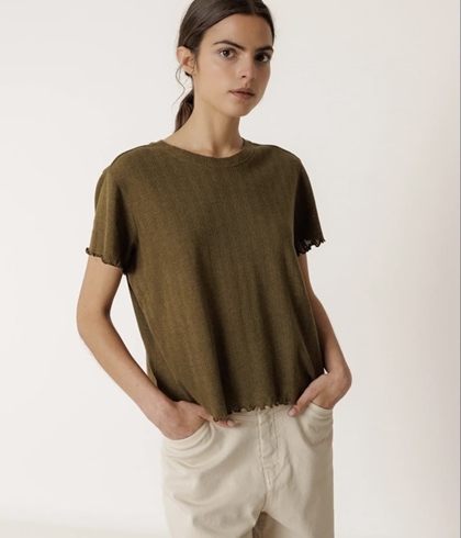 Camiseta Indi & Cold SK400 CROPPED RIB verde khaki - Imagen 2