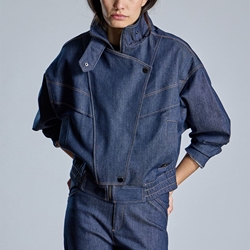 CAZADORA Alba Conde con cremallera denim azul - Imagen 2