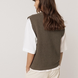 CHALECO Indi & Cold  RD526 Canalé con merino Kakhi - Imagen 2