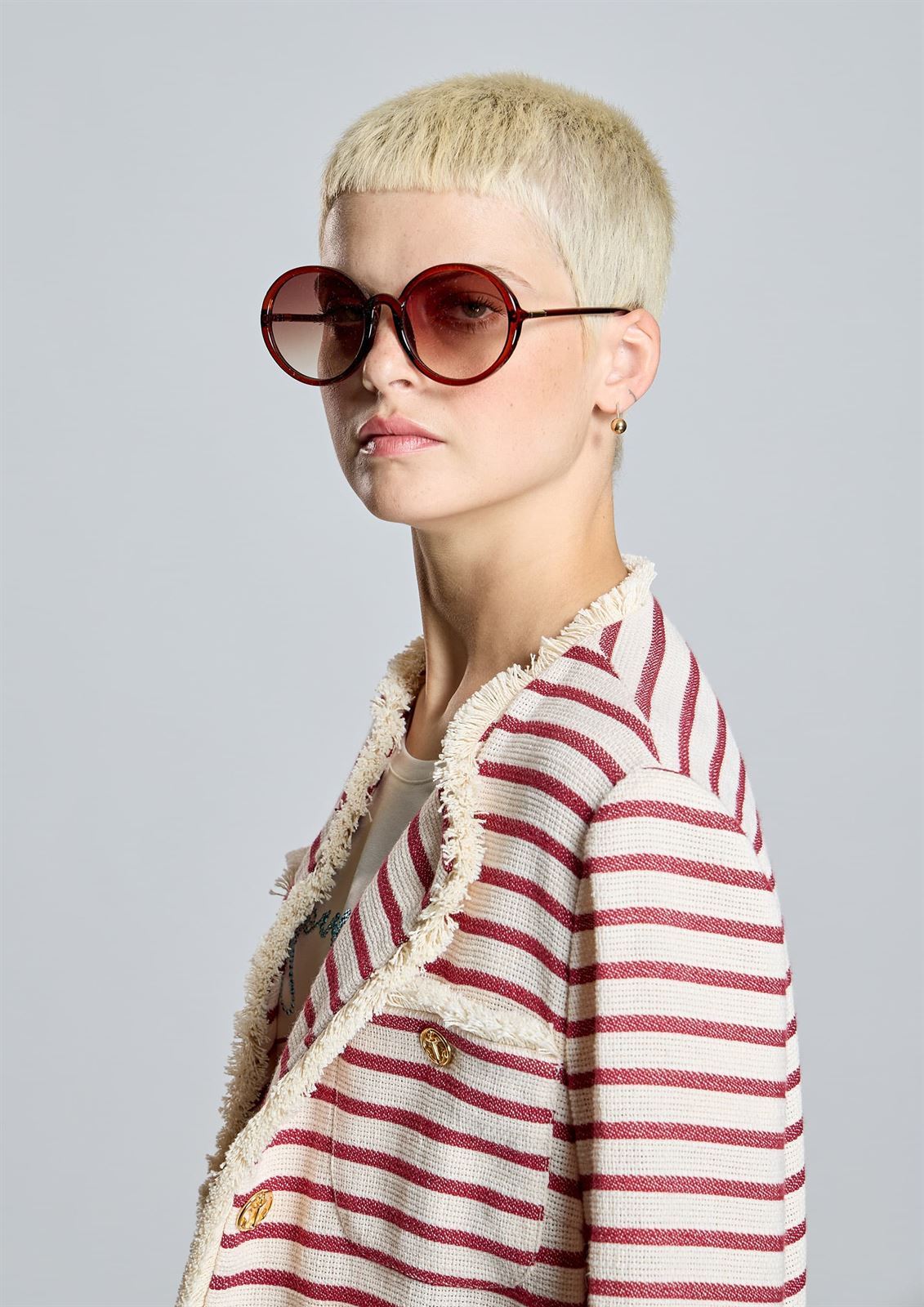 Chaqueta Alba Conde 2100-412-41 cruda con rayas granates - Imagen 1