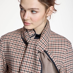 CHAQUETA ALBA CONDE 5100 DE CUADROS CON CUELLO ENVOLVENTE - Imagen 2