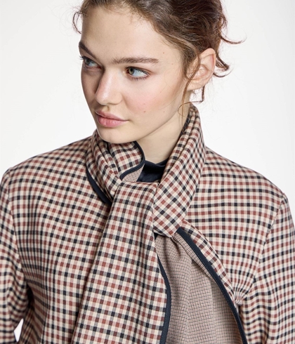 CHAQUETA ALBA CONDE 5100 DE CUADROS CON CUELLO ENVOLVENTE - Imagen 2