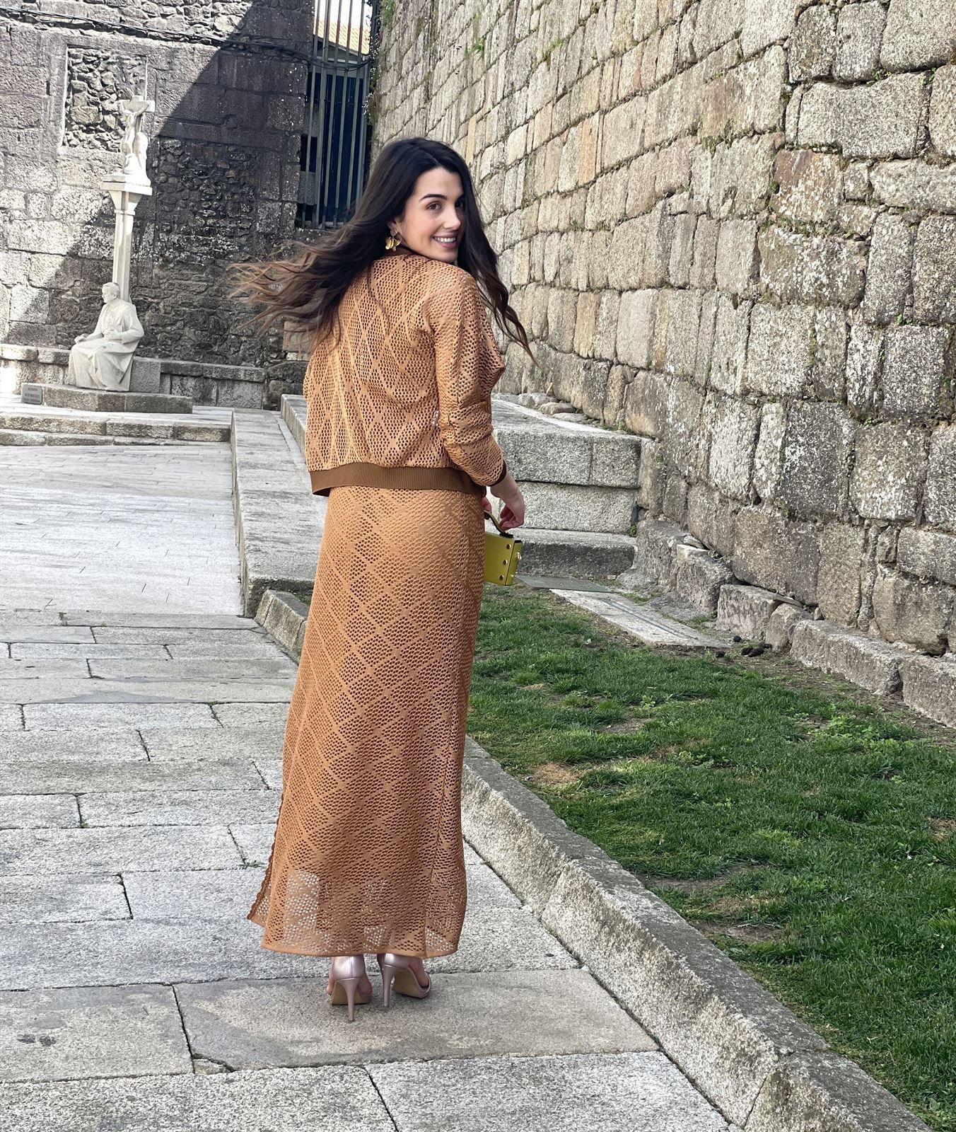 Chaqueta ARGGIDO 49504 punto crochet camel - Imagen 5