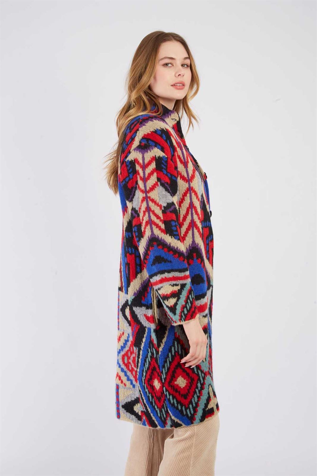 Chaqueta Derhy BAROQUE larga estampado tonos rojos y azules - Imagen 5