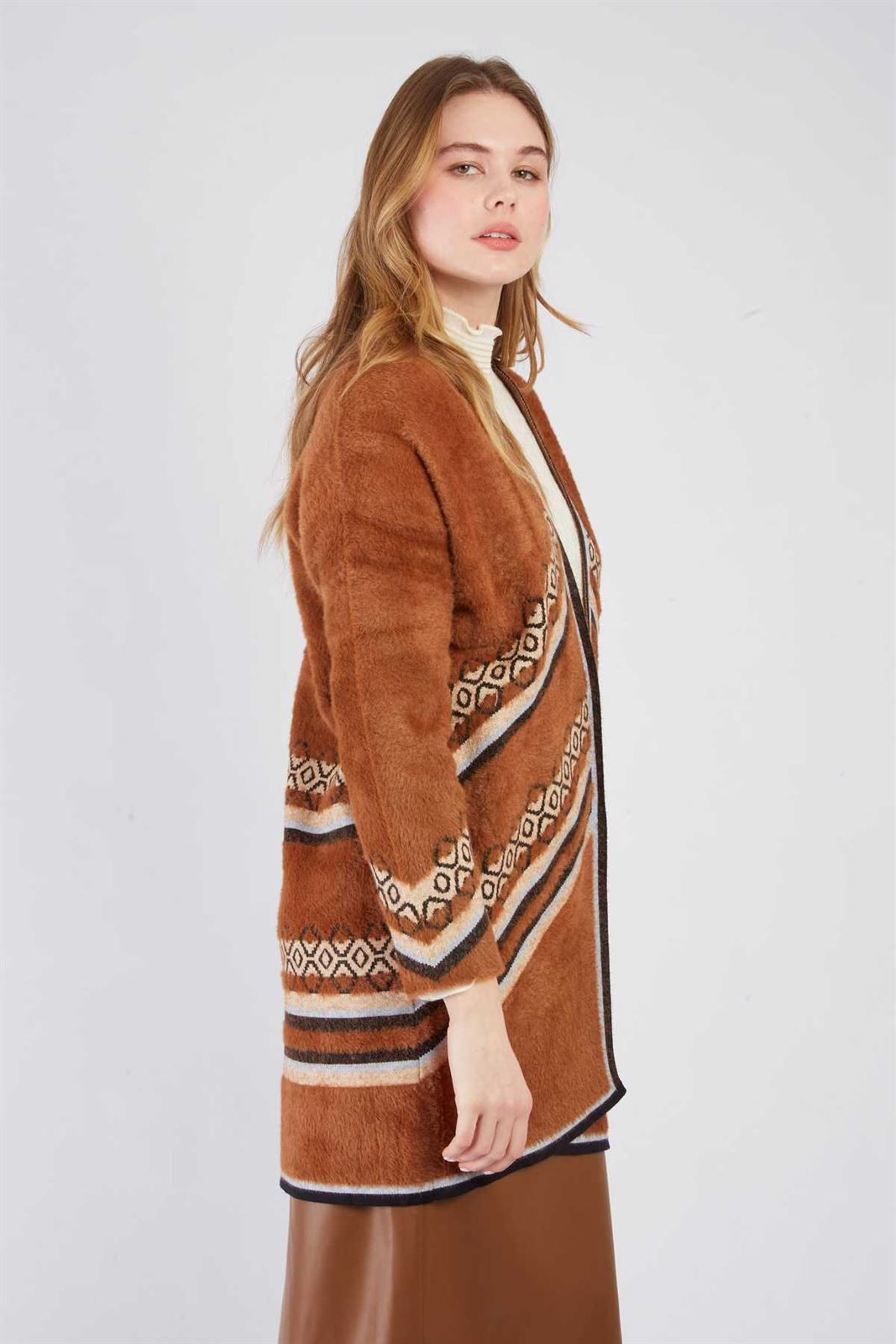 Chaqueta Derhy Belen pelito etnica  camel - Imagen 4