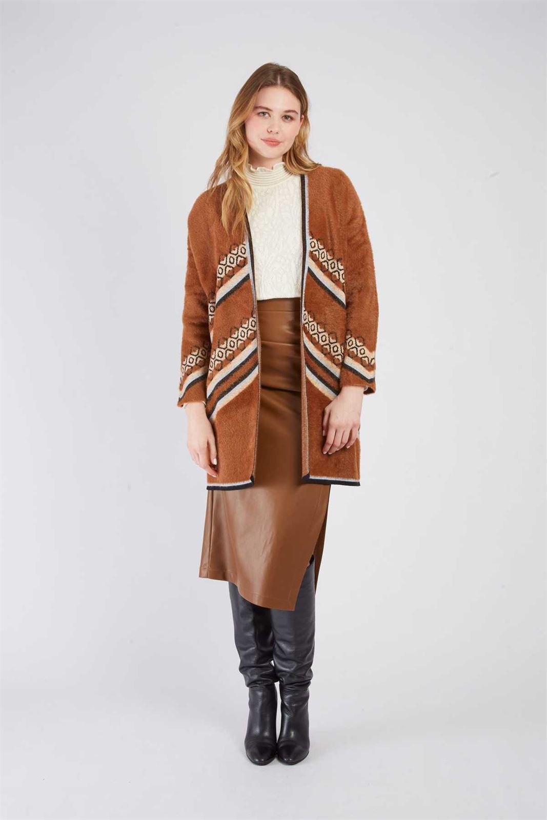 Chaqueta Derhy Belen pelito etnica  camel - Imagen 5