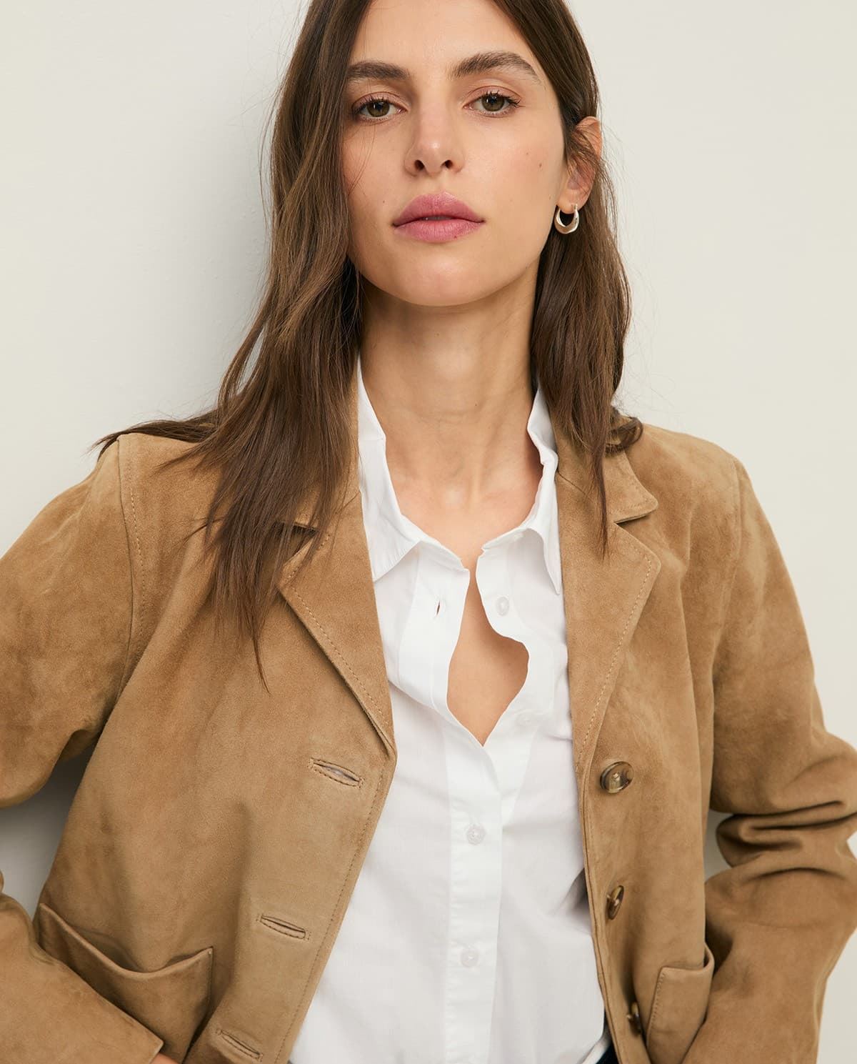 Chaqueta Yerse 4481 de ante cuello solapa arena - Imagen 1