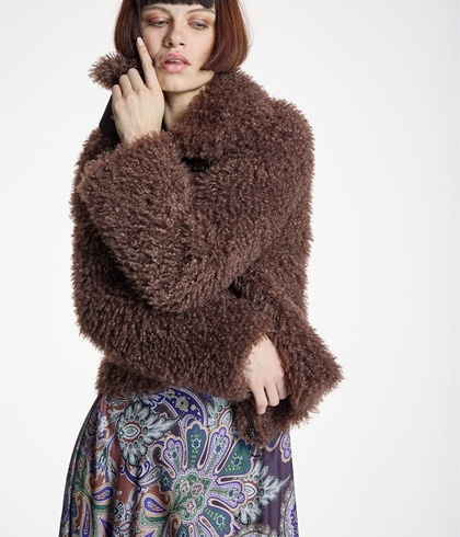 CHAQUETÓN ALBA CONDE 6886 TEDDY MARRÓN CHOCOLATE - Imagen 1