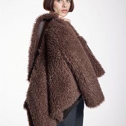 CHAQUETÓN ALBA CONDE 6886 TEDDY MARRÓN CHOCOLATE - Imagen 2