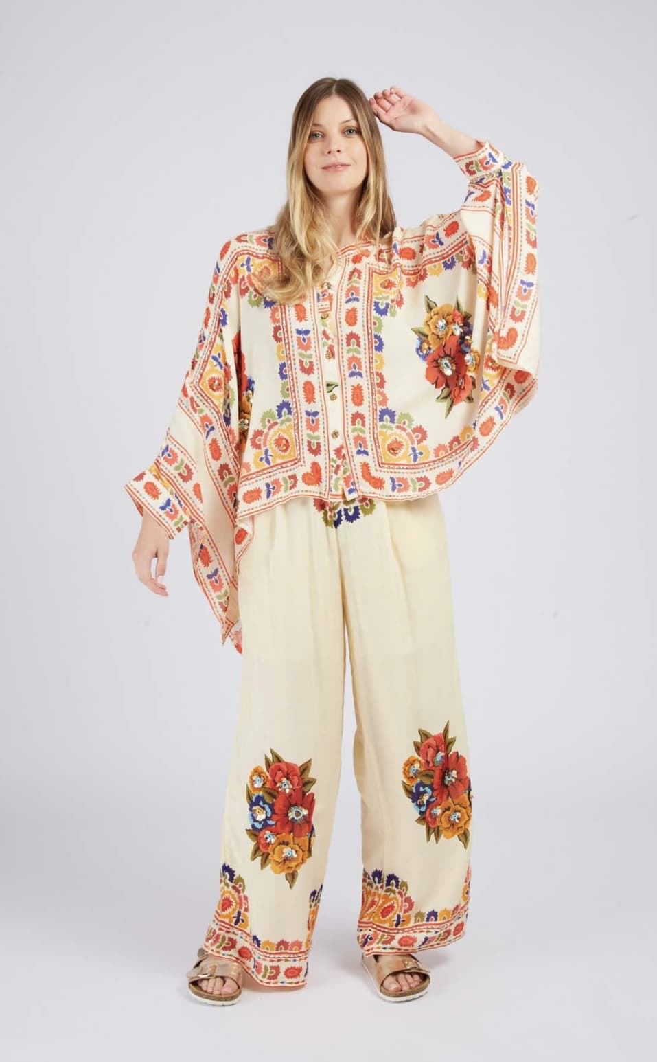 Conjunto Derhy  HOLY de pantalón y kimono crudo - Imagen 1
