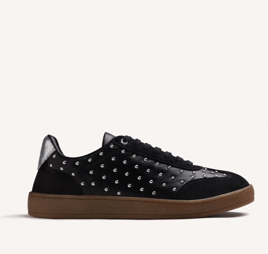 Deportiva Gioseppo 80670 piel tachas negra - Imagen 1