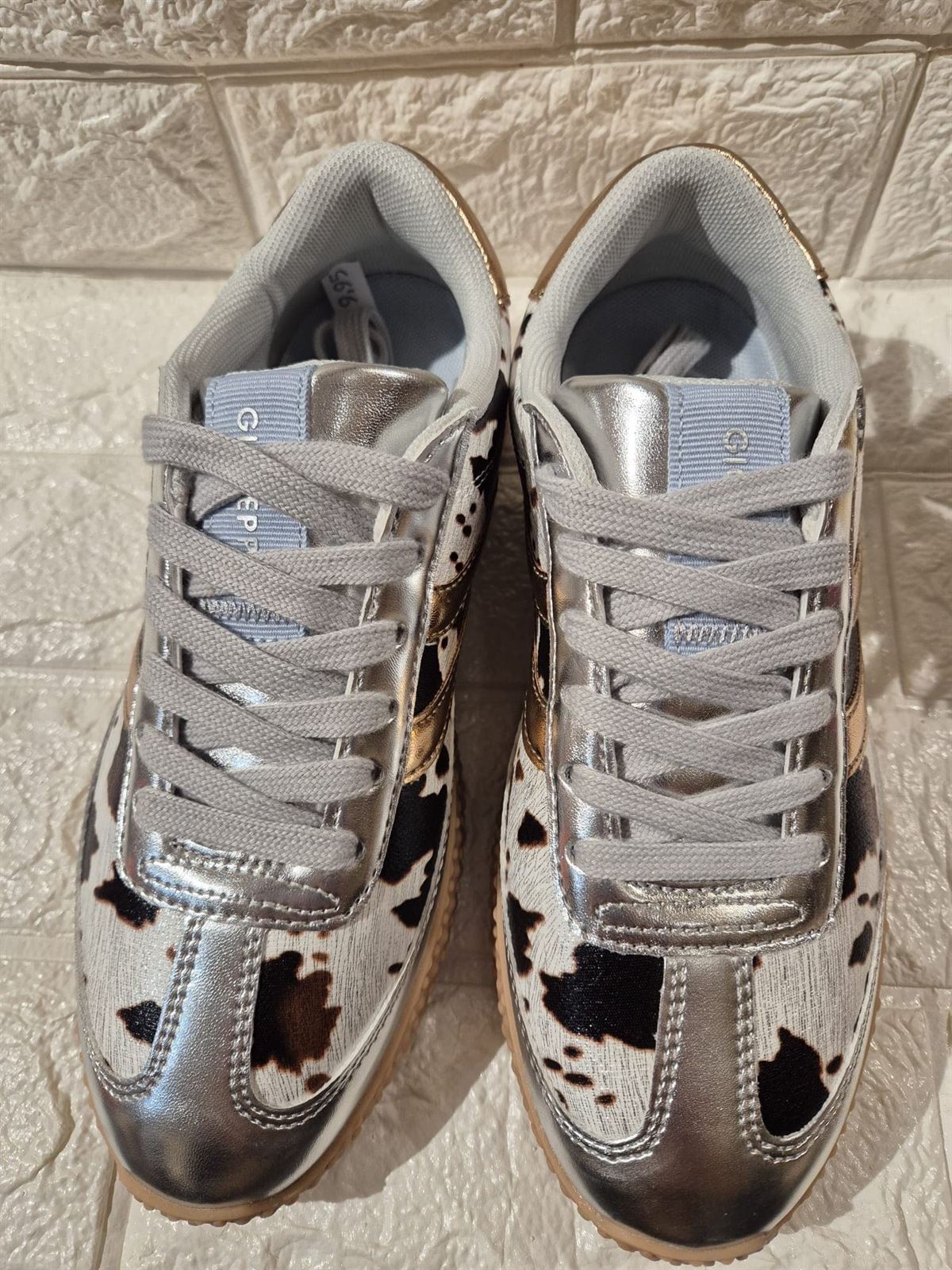 DEPORTIVA Gioseppo GERING print animal y metalizado plata - Imagen 1