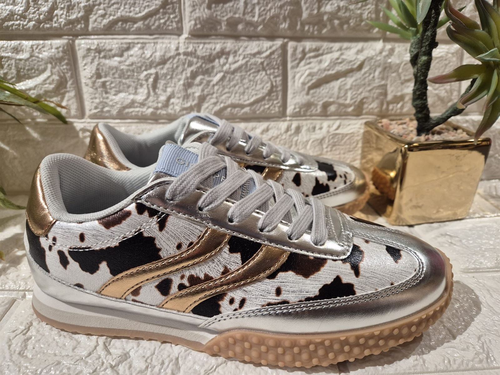 DEPORTIVA Gioseppo GERING print animal y metalizado plata - Imagen 2