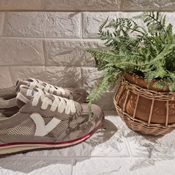 Deportiva VICTORIA 1158105 SATURNO REJILLA & SERRAJE BEIGE - Imagen 1