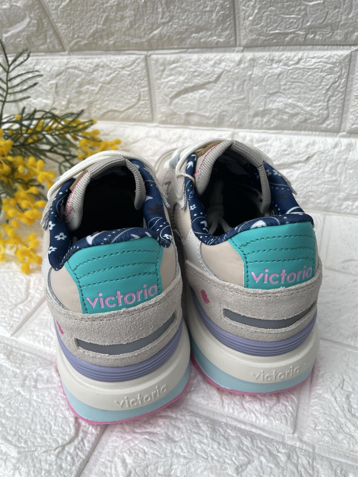 Deportiva VICTORIA LUNA abalorios  multicolor - Imagen 4