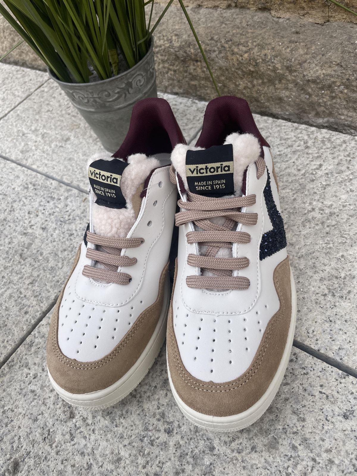 Deportiva VICTORIA MADRID EFECTO PIEL & SERRAJE & GLITTER 1258272-80 Beige - Imagen 3