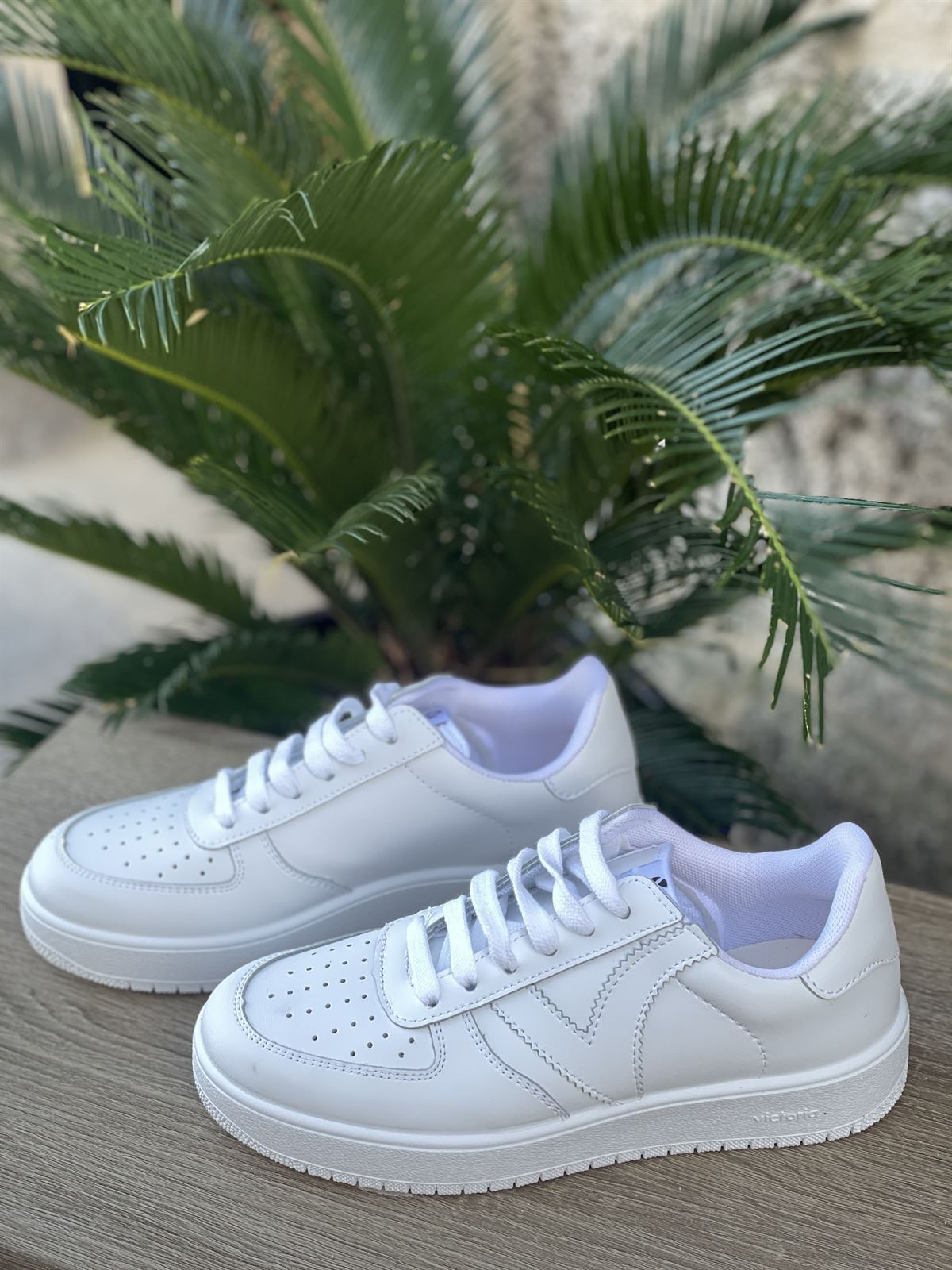 Victoria deportivo deals piel blanche