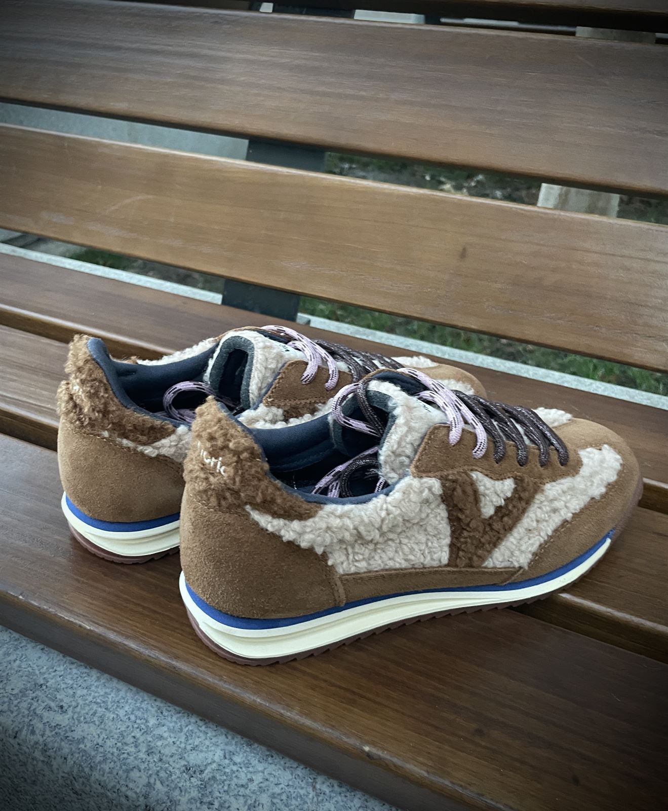 Deportiva VICTORIA SATURNO 1158120 BORREGUITO & SERRAJE Beige - Imagen 3