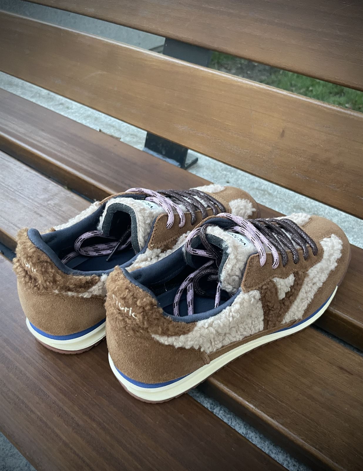 Deportiva VICTORIA SATURNO 1158120 BORREGUITO & SERRAJE Beige - Imagen 4