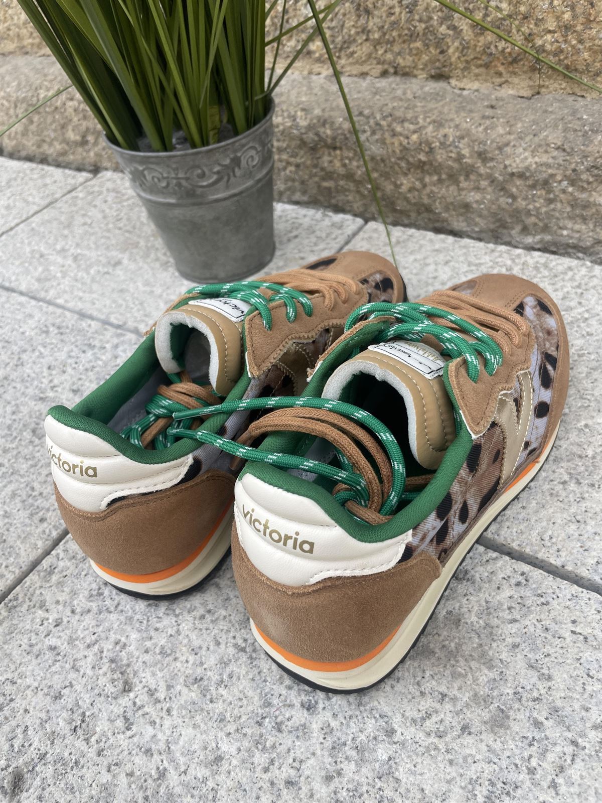 Deportiva VICTORIA SATURNO NYLON ANIMAL PRINT & SERRAJE Sneakers 1158103-87 Camel - Imagen 5