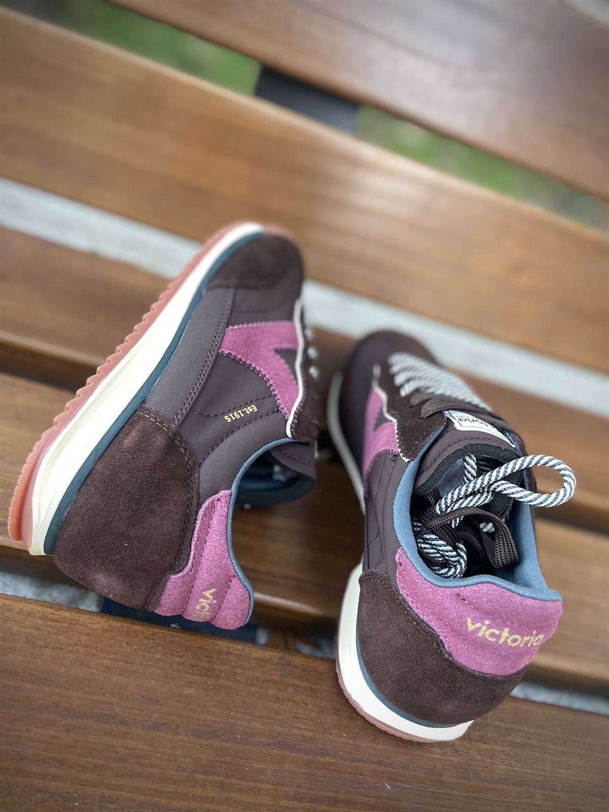 Deportiva VICTORIA SATURNO NYLON & SERRAJE 1158113 Marrón - Imagen 1